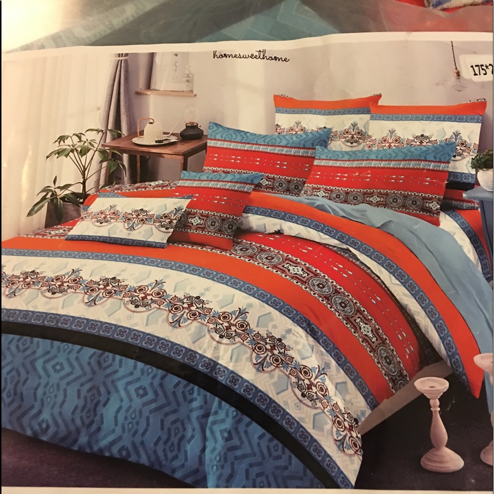 Red and light blue Medallion twin duvet cover set